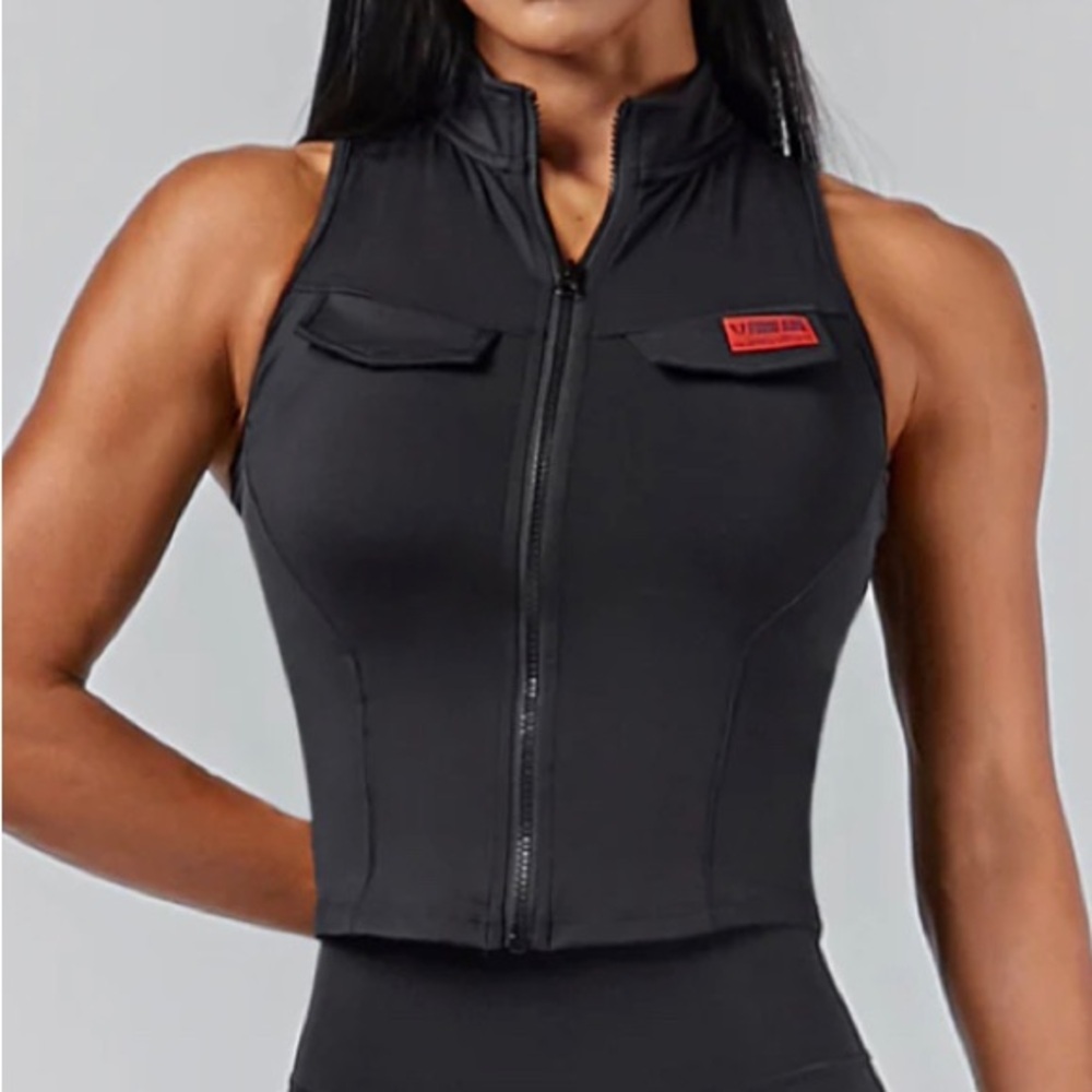 Black Sleeveless Zip-Up Top